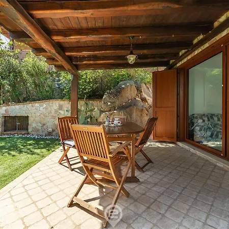 Alessandra Garden Hideaway * סימיוס