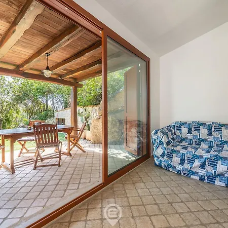 בית נופש Alessandra Garden Hideaway *