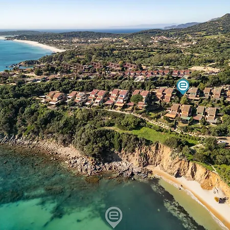 Alessandra Garden Hideaway